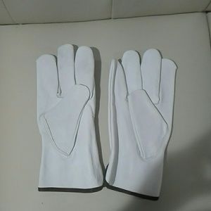 Working gloves